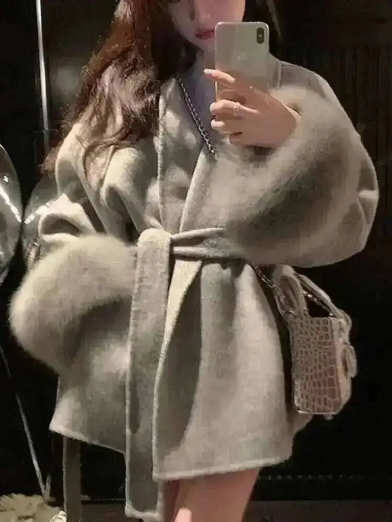 Elegant OL Office Lady Overcoats Fur Patchwork Long Sleeve Woolen Coat Beautiful Women'S Clothing Jacket Autumn 2025 Winter