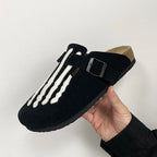 Bone Embroidered Boken Shoes for Men Unique Design Fashionable Leather Women'S Slippers Capsules Feet Flat Shoes Unisex