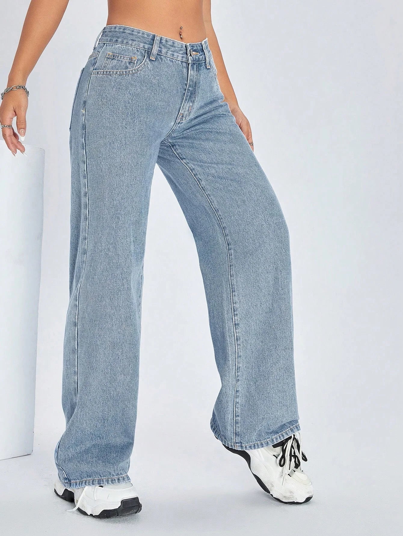 Women’s Blue-White Baggy Wide-Leg Jeans